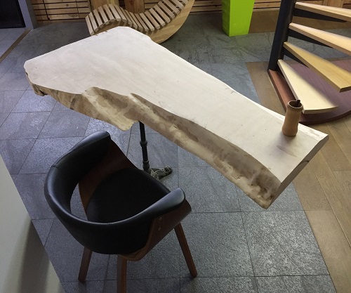 Bureau -en-bois-massif-Live-Edge