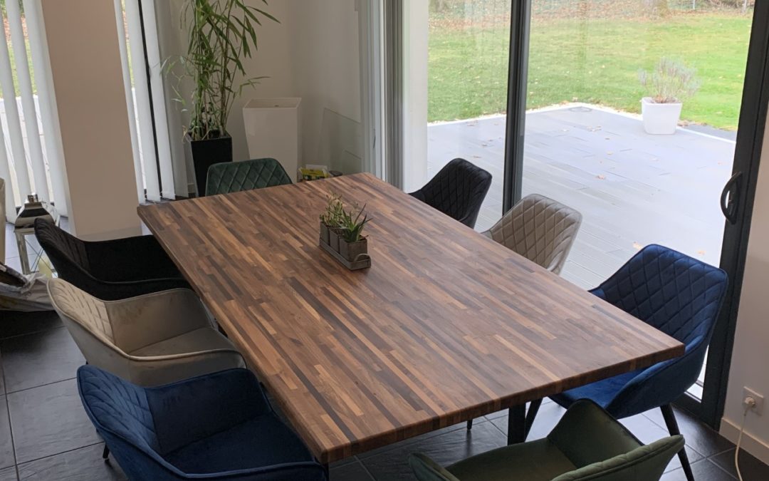 Table de salle à manger en Noyer Lamellé-collé